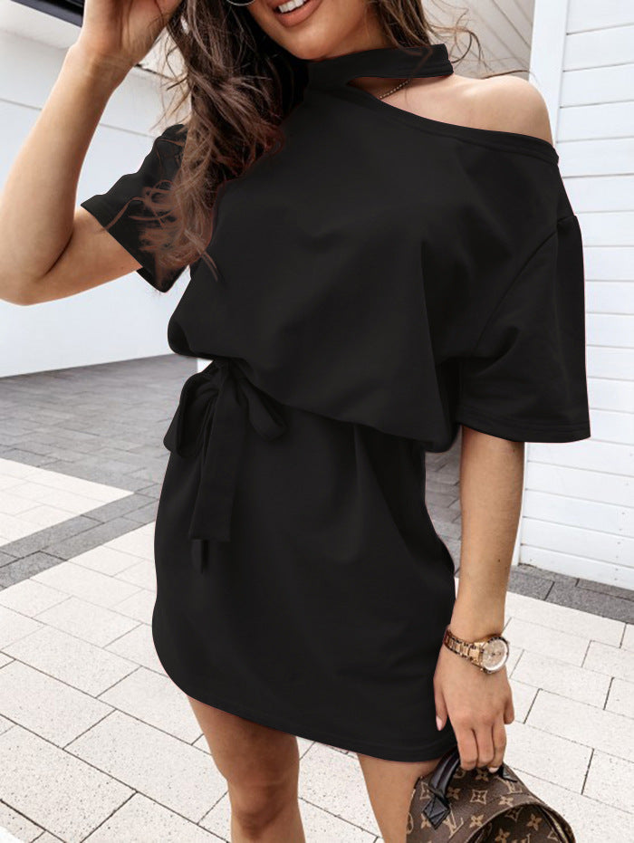 Simple solid color hanging neck short sleeve strap dress