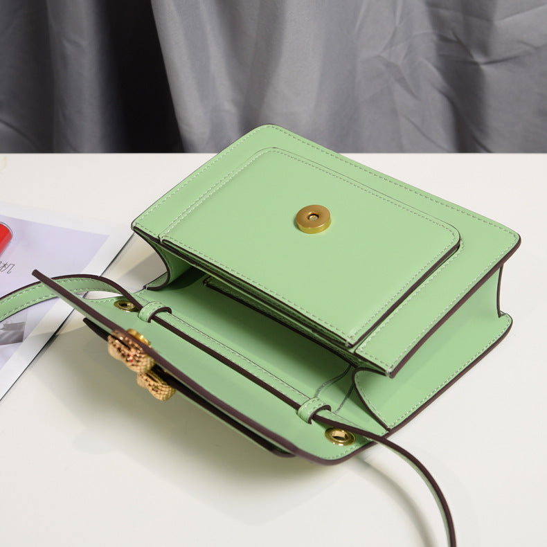 Double snake head bag with chain