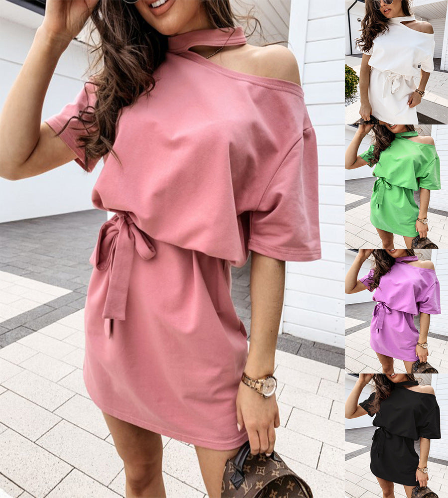 Simple solid color hanging neck short sleeve strap dress