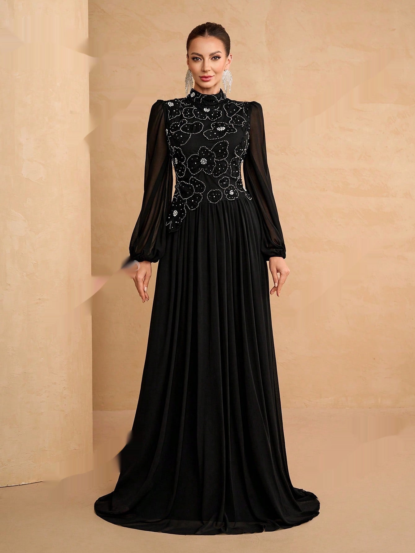 New Elegant Floral Muslim Dress With Long Sleeves Made Of Chiffon